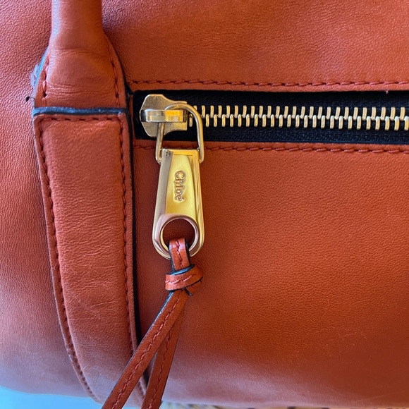 Chloe Leather Madeleine
😍Beautiful doesn't even begin to describe this bag😍 - Picture 4 of 10